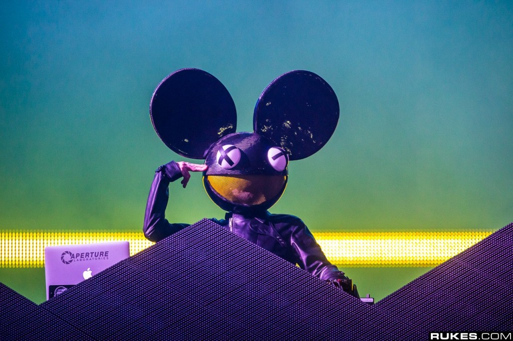 deadmau5-live-ultra-music-festival-miami-23-03-2013-photography-by-rukes-com