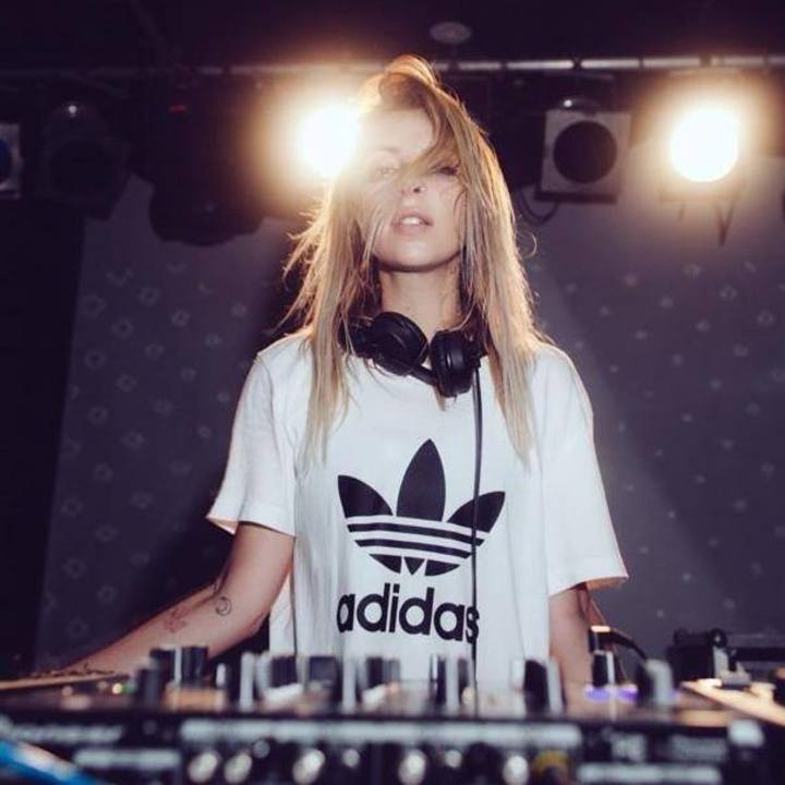 alison wonderland- bluebird