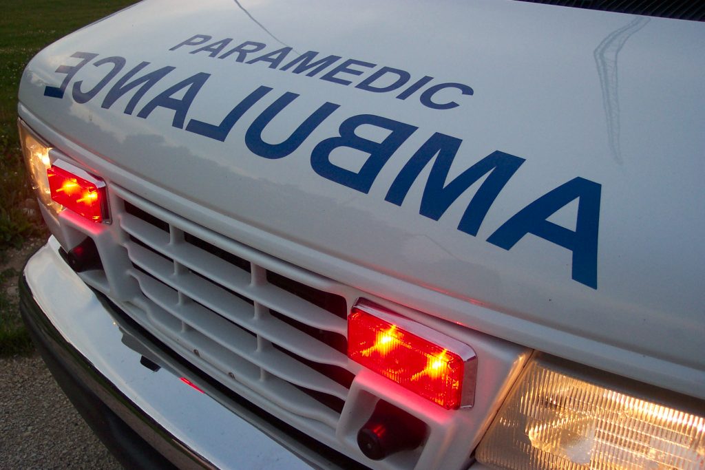 close-up-of-the-front-of-a-canadian-ontario-ambulance-1441977